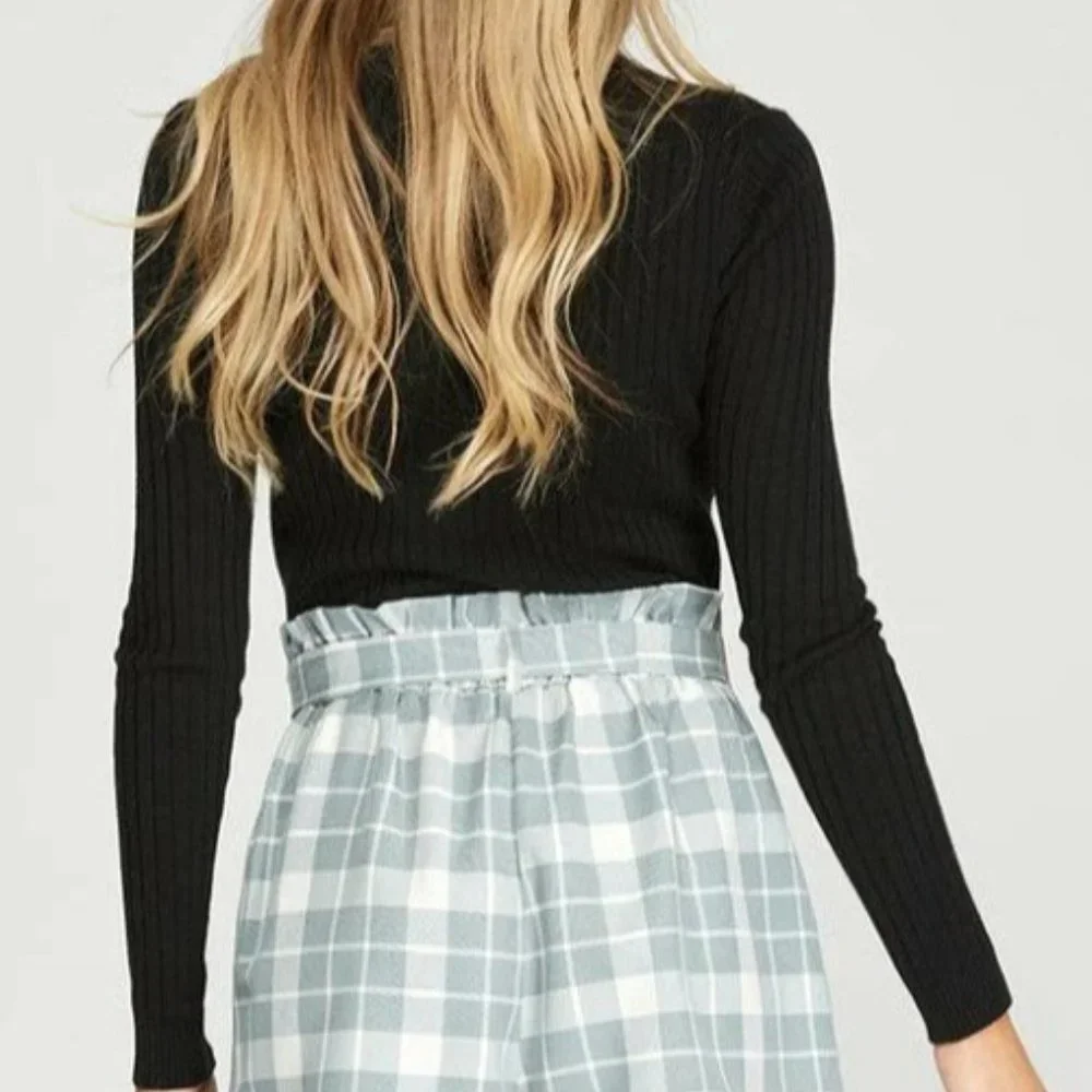 Classic Plaid Paper bag Shorts (2) 5099 NWT Boutique - Picture 2 of 2